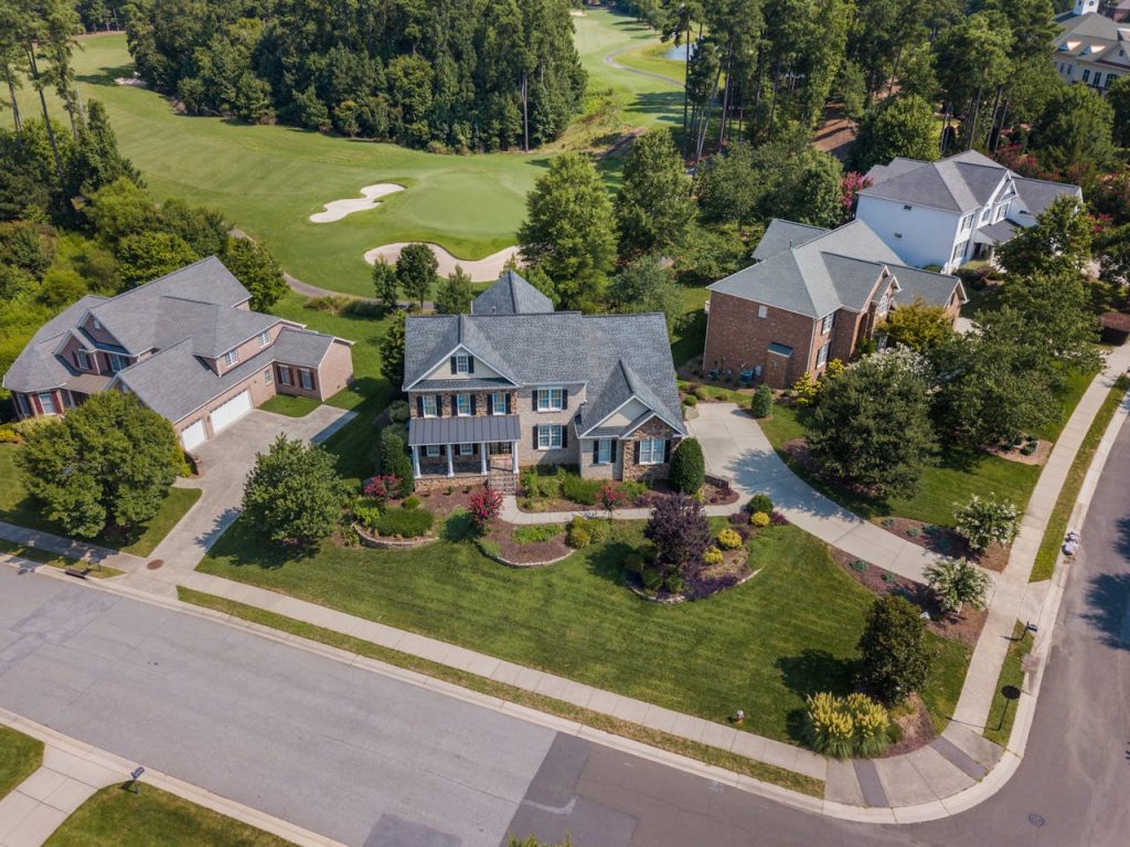 Picture of a neighborhood